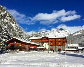 Отель Le Rocher Hotel, Камполук